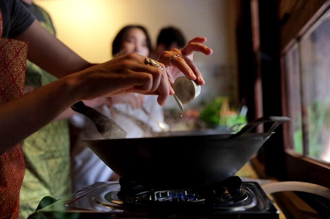 Homies Thai Cooking Experience - What the market walk teaches you for cooking at home