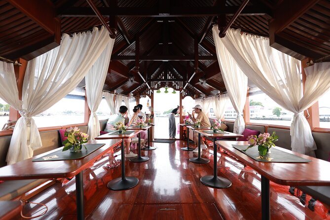Instagram Photo Tour with Wat Arun and River Cruise - Who this tour suits best (and who should skip it)