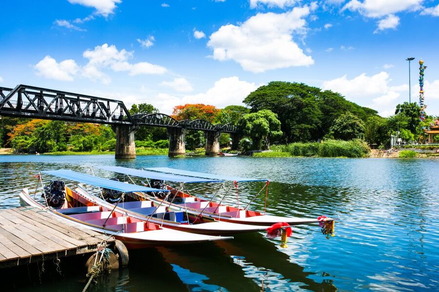 Kanchanaburi: Erawan Waterfall & Train Full-Day Tour - Erawan National Park and the 7-tier Erawan Waterfall