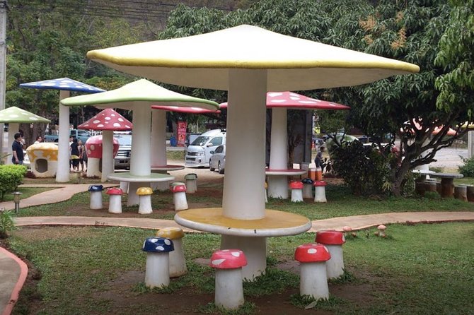 KhaoYai National Park 3D2N - Day 2: Palio market, mushroom growing at Panorama Farm, and Bonanza Exotic Zoo