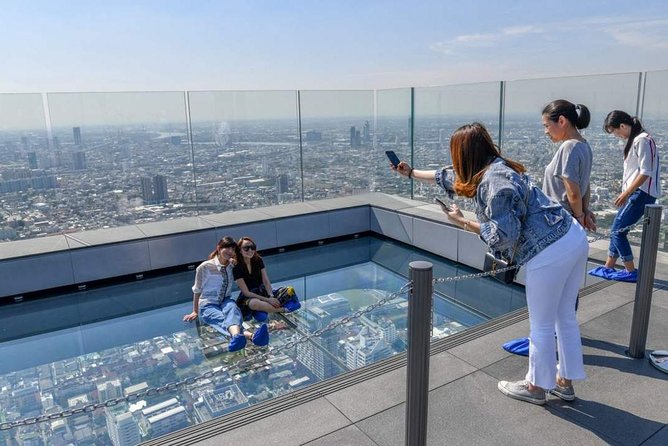 King Power MahaNakhon SkyWalk at Bangkok Admission Ticket - Daytime vs sunset hours in Bangkok