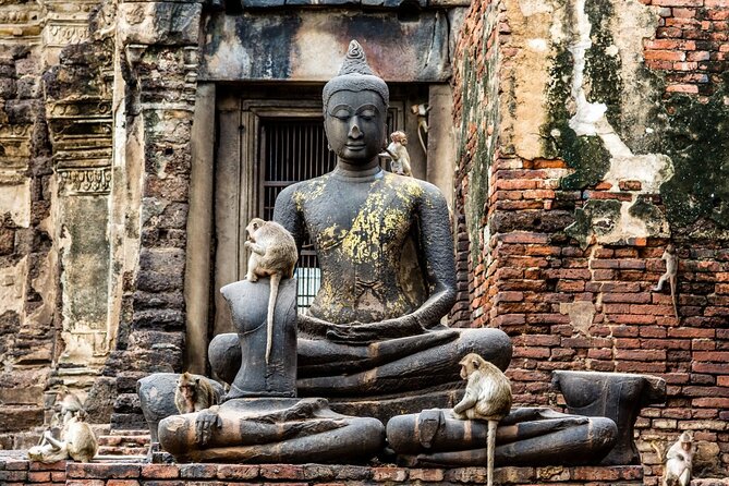 Lopburi Monkey Temple & Ayutthaya Old City Tour From Bangkok - Ayutthaya at Wat Yai Chaya Mongkhon: A Prang That Rules the View