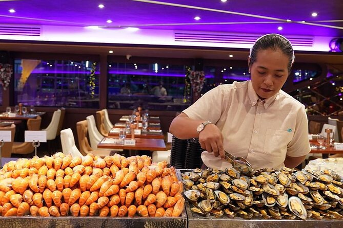 Luxury Dinner Cruise with Guide and Transfer (Opt. Executive Van) - The Chao Phraya route: bridges, markets, and temples you can name