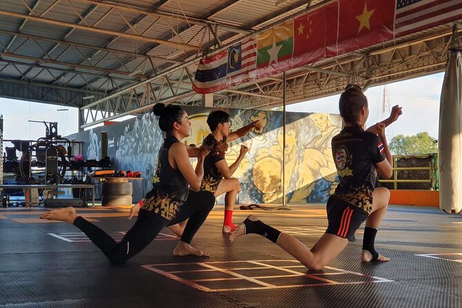 Muay Thai Boxing Class - What to wear and bring for class, plus shower gear