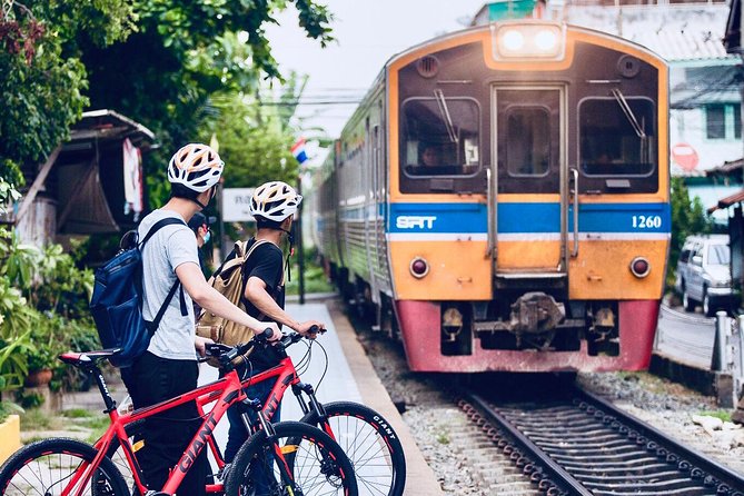 Must-Try: Hidden Bangkok Bike and Food Tour - Wat Paknam Phasi Charoen, a Short Temple Pause That Resets the Mind