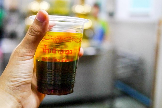 Night Street Food Tour of Bangkok's Chinatown - The 12 tastings: a full dinner you walk through