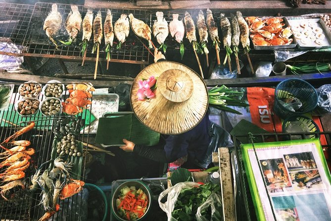 One Day Bangkok Everything - Mae Klong Railway Market: a market that responds to the train