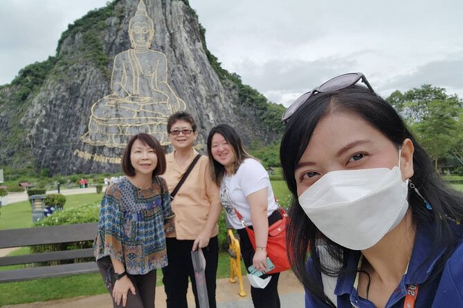 One Day Splendid Pattaya Private Day Tour from Bangkok - Pattaya Floating Market: Boats, Wooden Stalls, and a Fun Photo Stop
