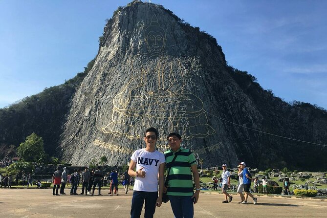 One Day Splendid Pattaya Private Day Tour from Bangkok - Wat Phra Yai Big Buddha Temple: The 18-Meter Gold Statue Moment