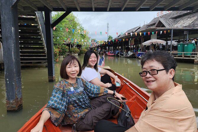 One Day Splendid Pattaya Private Day Tour from Bangkok - Pattaya Beach for an Hour: Cooling Off by the Sea