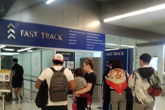 Priority Fast Track Entry at Bangkok Airport with Guide - Hotel Transfers and the Luggage Reality Check
