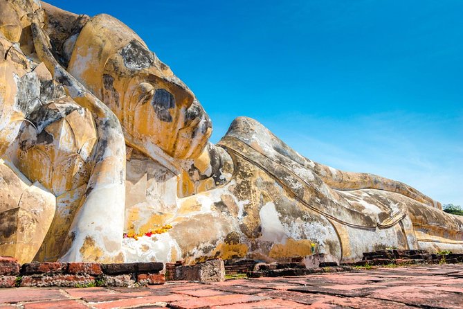 Private Ayutthaya full Day Trip With Private Guide - Wihan Phra Mongkhon Bophit: the giant bronze Buddha moment