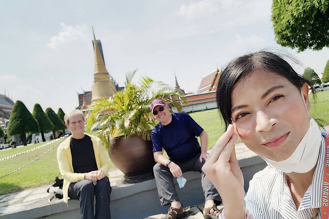 Private Bangkok City Tour Full Day With The Grand Palace - Chinatown stop: quick look, big variety