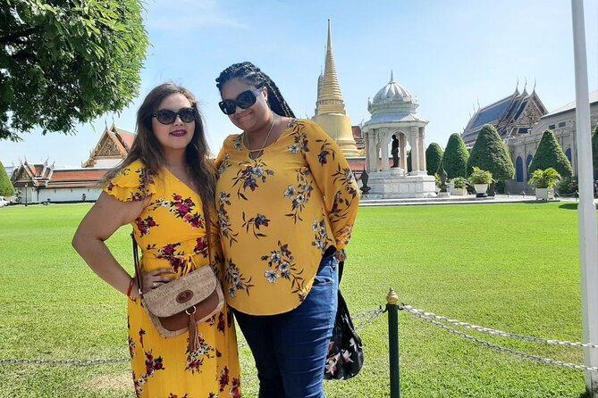 Private Bangkok City Tour One Day With The Grand Palace - Wat Traimit: the Golden Buddha you do not forget