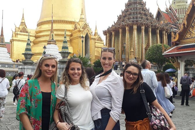 Private Bangkok City Tour One Day With The Grand Palace - Wat Arun, the Temple of Dawn, and the Prang that dominates the view