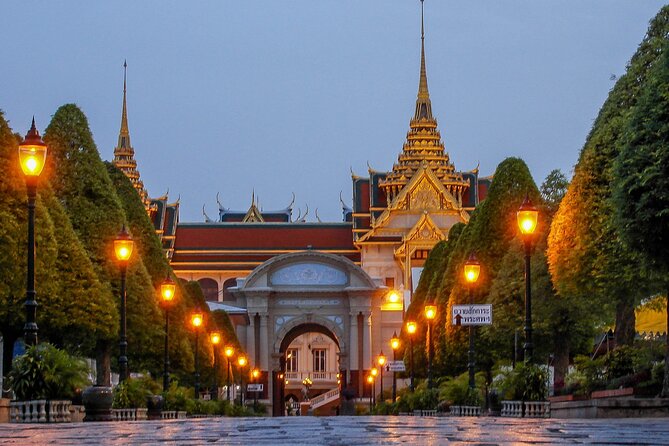 Private Bangkok Night Tour by Tuk Tuk with Dinner - Thai dinner included, how to manage expectations