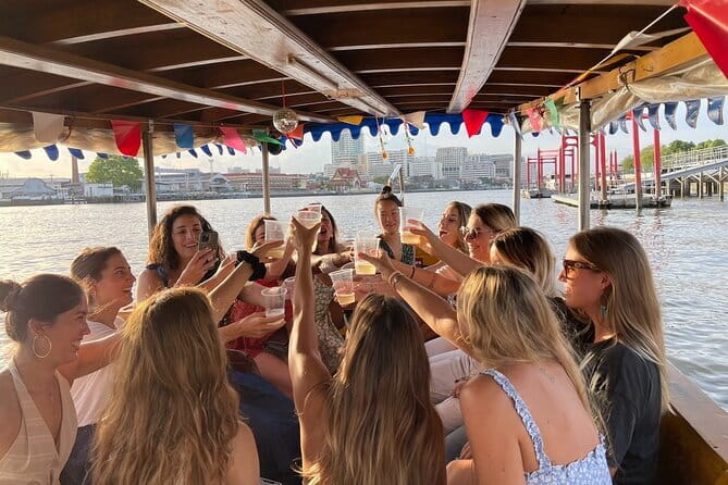 Private Boat Relax and Explore Bangkok’s Canals - The Canal Views You Actually Get: Quiet Corners, Everyday Life, and Small Nature Moments