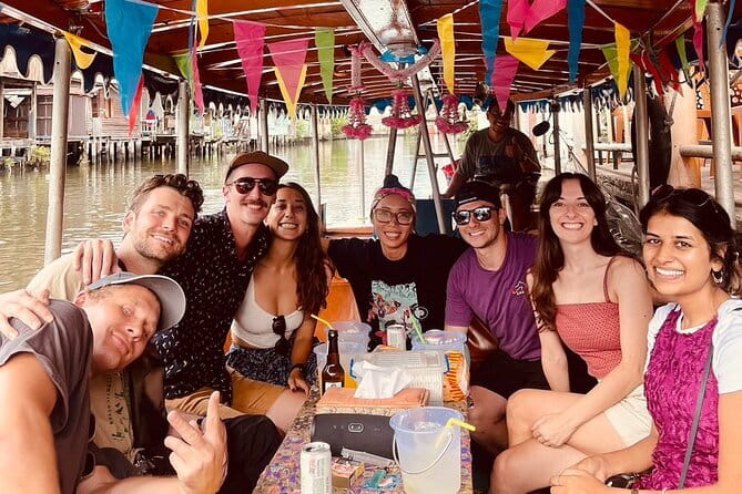 Private Boat Relax and Explore Bangkok’s Canals - Wat Paknam Phasi Charoen: The Cultural Stop That Keeps It From Being Just Scenic