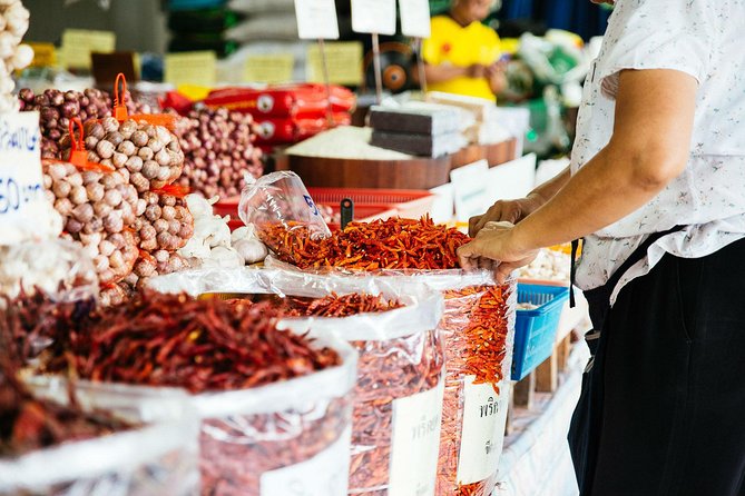 Private Culinary Kickstart Tour of Bangkok with a Local - Chatuchak as a warm-up: setting the tone for street food