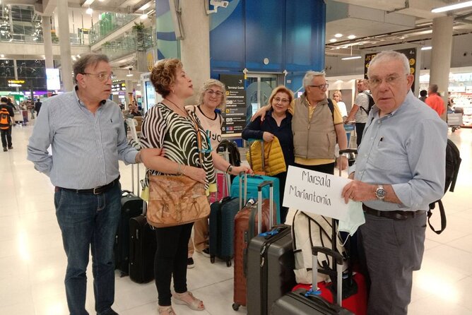 Private Departure Transfer: Hotel to Bangkok Airports by Minivan - Hotel lobby pickup: the part that matters most