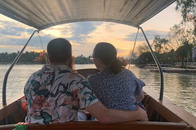 Private Excursion to Maeklong Railway & Amphawa Floating Markets - Itinerary Flow: How the Day Really Moves