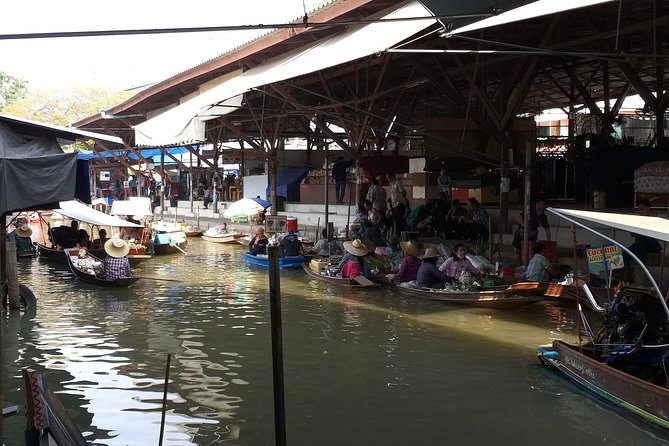 Private Floating Market and Historical Ayutthaya Sightseeing Tour - Wat Mahathat: the symbolic center and the famous Buddha head