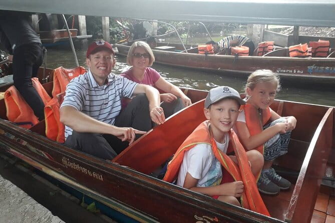Private Floating Market & Maeklong Railway Tour from Bangkok - Damnoen Saduak long-tail boat: a canal day trip that feels real