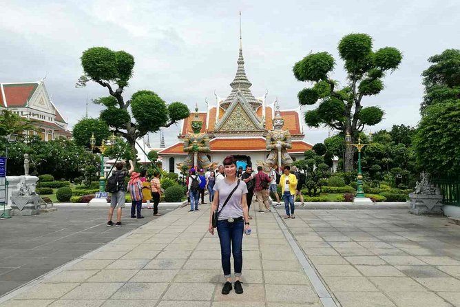 Private Grand Palace Bangkok City Tour & Klong Longtail Boat Trip - Entering the Grand Palace complex and Wat Phra Kaew the right way
