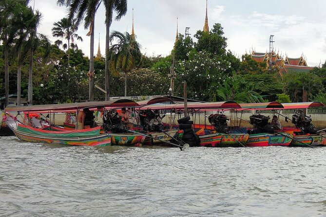 Private Longtail Boat Bangkok Canal Tour - Stop 2: Wat Arun (Temple of Dawn) without rushing the meaning