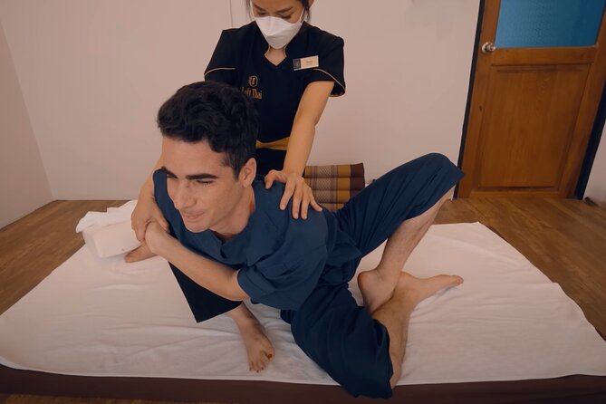 Private Thai Warrior Massage Experience - Clothing comfort and modesty: a real factor to plan for