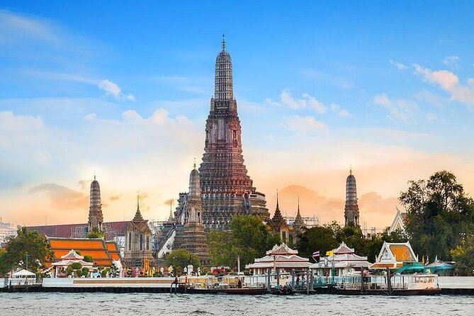 Private Three Temples Bangkok City Tour - Chinatown, Phahurat, and the Flower Market Drives That Connect You to Daily Life