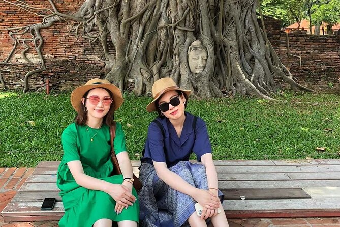 Private tour : A day in a life to visit Ayutthaya with authentic local lunch - Wat Na Phra Meru Rachikaram, king-dressed Buddha and a rare pose