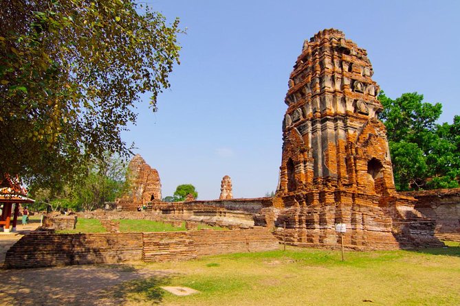 Private Tour: Ayutthaya Temples, Ruins and Lunch on River Cruise - Wihan Phra Mongkhon Bophit and Wat Chaiwatthanaram by the river