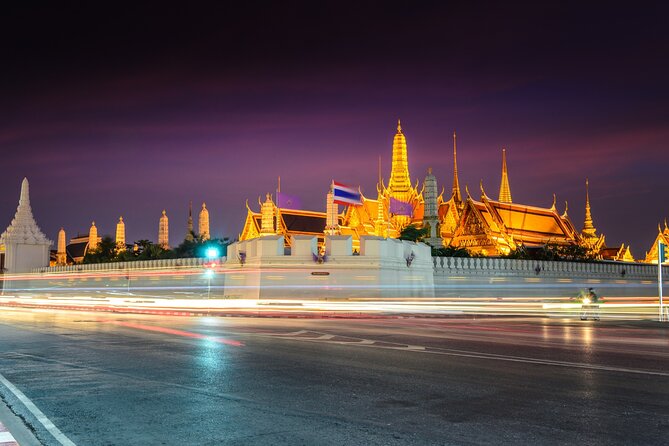 Private Tour : Bangkok Night Private Tuk Tuk Tour and Street food - Pak Khlong Flower Talat: Why Bangkok Smells Like Fresh Color at Night