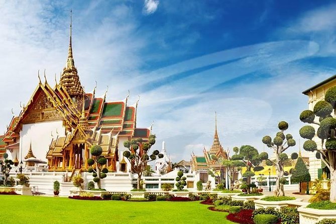 Private Tour: Bangkok's Grand Palace Complex and Wat Phra Kaew - The Upper Terrace viewpoint, and why the angle matters