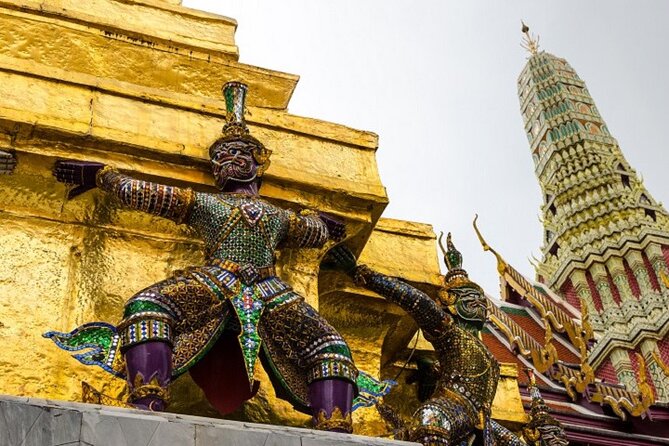 Private Tour: Bangkok Temples and Grand Palace - Wat Traimit in Chinatown: The Solid Gold Buddha Story