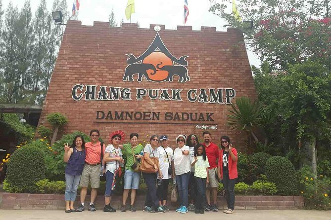 Private Tour: Floating Market and Maeklong Tour from Bangkok - The In-Between Stops: Handicraft Center and Two Temple Visits
