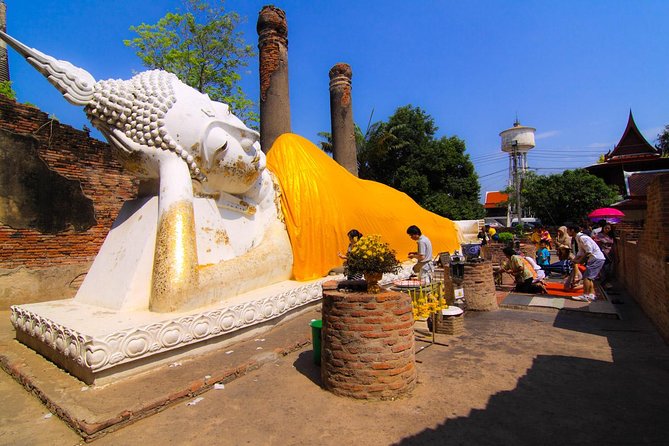Private Tour: Full Day Ancient City of Ayutthaya and Lopburi - Wat Chaiwatthanaram, a Khmer-Style Royal Temple Used by the King