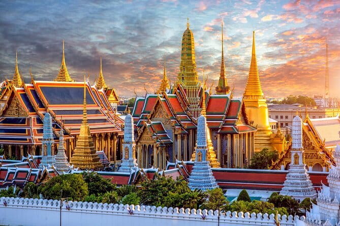 Private Tour: Grand Palace,Wat Phra Kaew, Museum&Cooking Class - Dress, comfort, and dietary needs: Small choices that make the day smoother