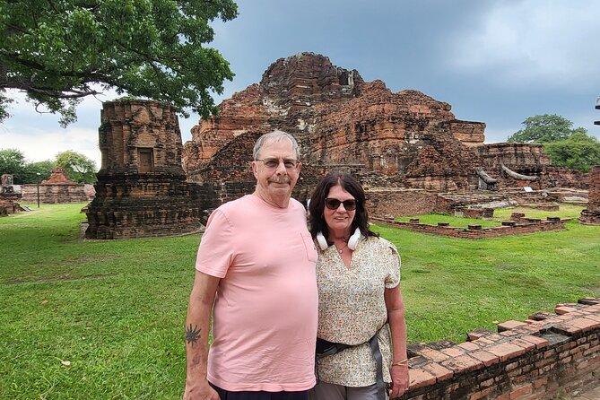 Private tour to Ayutthaya and Boat Tour Heritage Site - Wat Mahathat, The Buddha Head in Tree Roots Moment