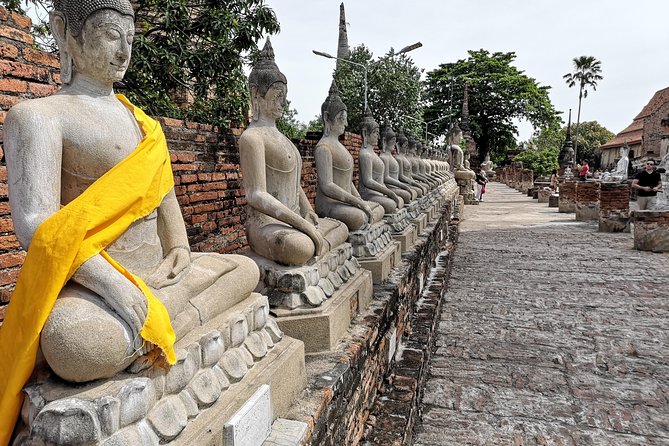 Private tour to Ayutthaya and Lopburi Monkey Temple (from Bangkok) - The drive to Lopburi: from ruin scale to monkey chaos