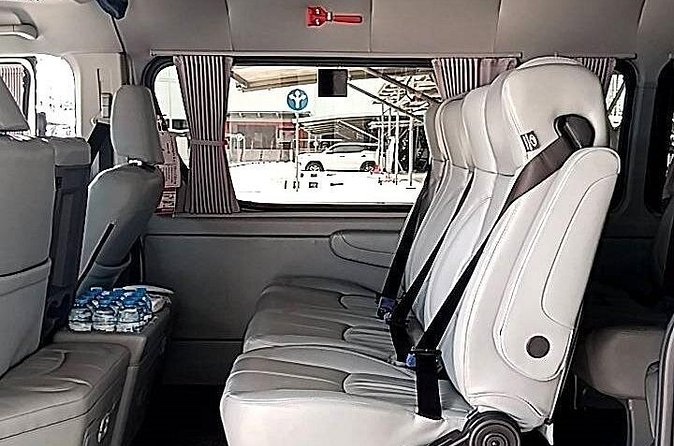 Private Transfer from Hotel to Bangkok Airport incl. tollway - Timing strategy: getting to the airport without playing chicken