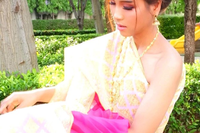Proposals in Thai Costume with Photoshoot - Key Things You Should Know Before You Go