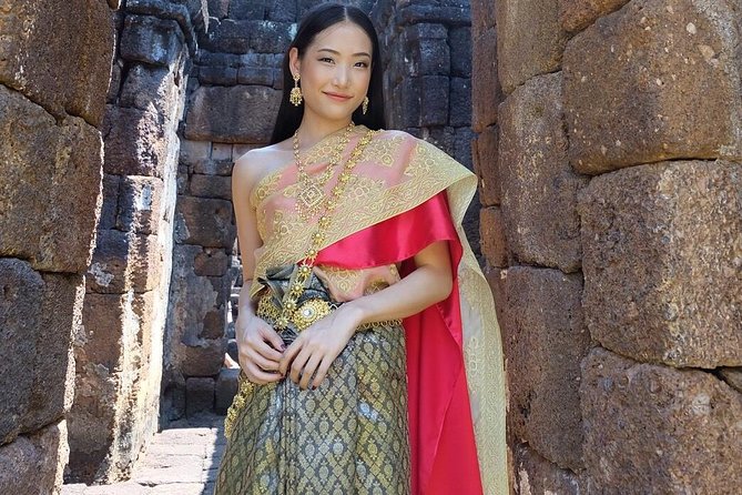 Proposals in Thai Costume with Photoshoot - Who This Is Best For (and Who Might Want a Different Plan)