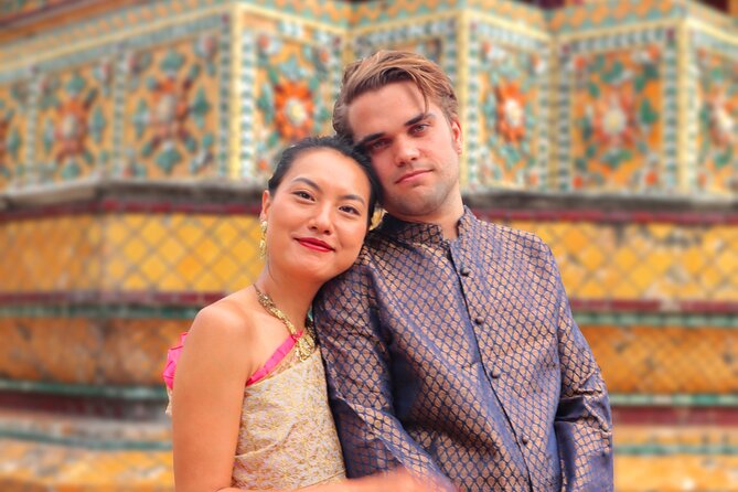 Proposals in Thai Costume with Photoshoot - Stop 1: Pak Khlong Flower Talat Original, Where the Proposal Moment Gets Built In
