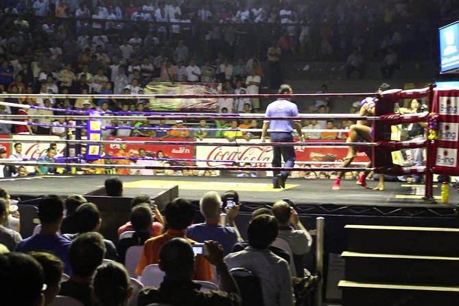 Real Muay Thai boxing at Rajadamnern Stadium - Timing on match night: pickup windows, first bell, and the long evening