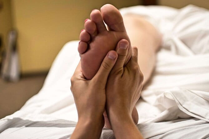 Rest And Relax Massage - Foot Massage in Sukhumvit, Bangkok - Entering Rest And Relax Massage Near Sukhumvit 21