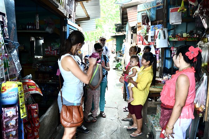 Rickshaw & Hike the Colors of Bangkok jungle - Fish pond views and a calmer temple stop: Sri Nakhon Khuean Khan and Wat Bang Nam Phueng Nok
