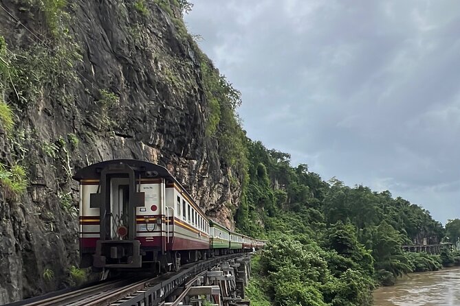 River kwai & Kanchanaburi Day Tour From Bangkok - Riding out of Bangkok: comfort, Wi-Fi, and how to use the long day