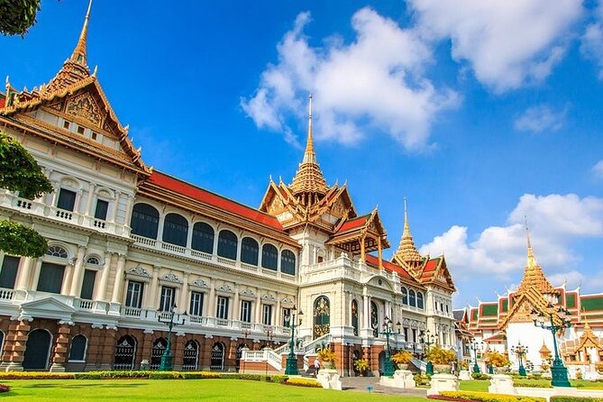 Royal Palace Bangkok Entrance Ticket with Hotel Pick Up - Dress code and temple etiquette: what to plan before you go